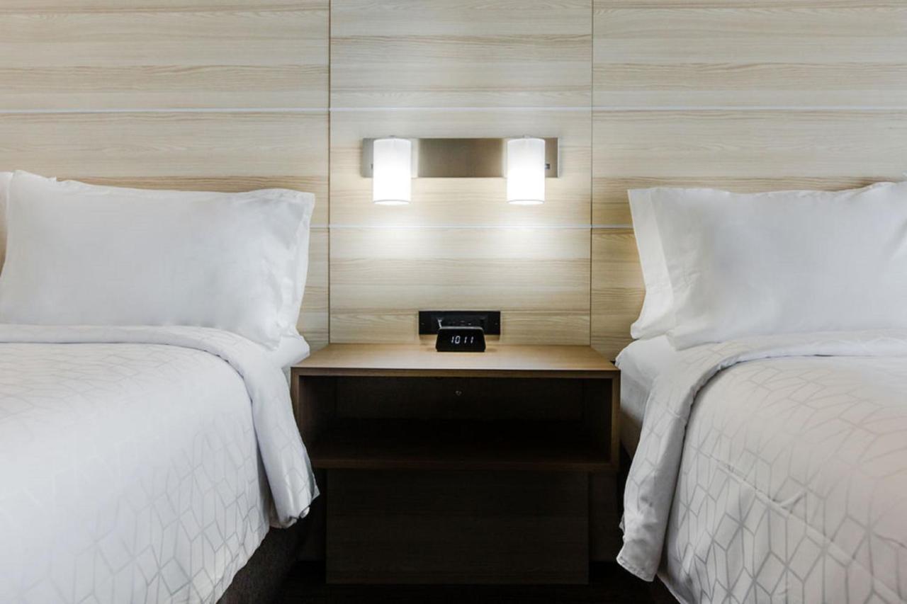 Holiday Inn Express & Suites Edmonton N - St Albert By Ihg Saint Albert Luaran gambar